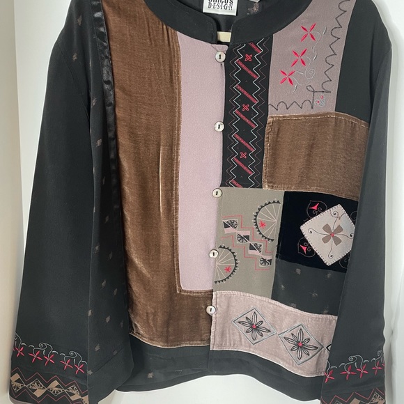 Chico’s Mixed Media Lined Jacket Silk, Velvet, Embroidered Sz 2 - Picture 5 of 8